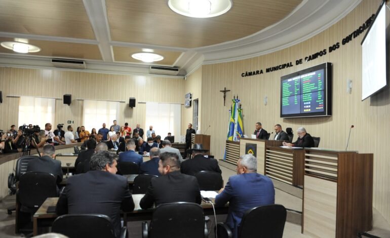 Câmara de Campos define comissões e novo líder da oposição