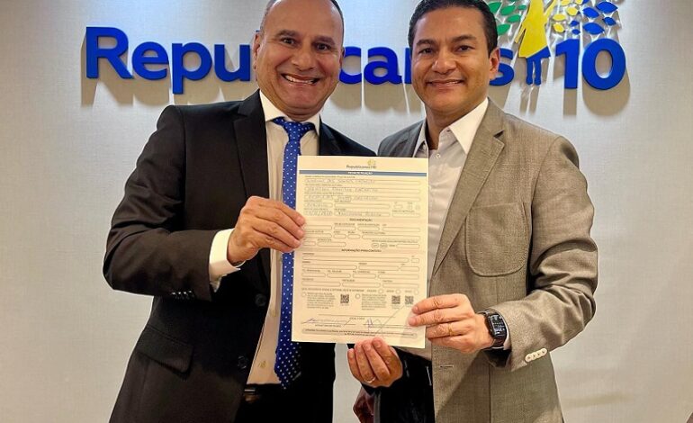 Waguinho deixa o União Brasil para ser presidente do Republicanos no RJ