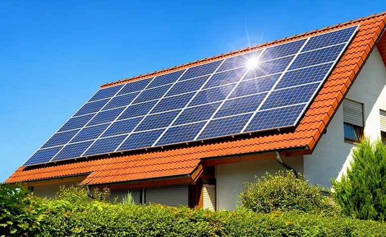 Servidores de SJB terão crédito consignado para aquisição de sistema de energia solar