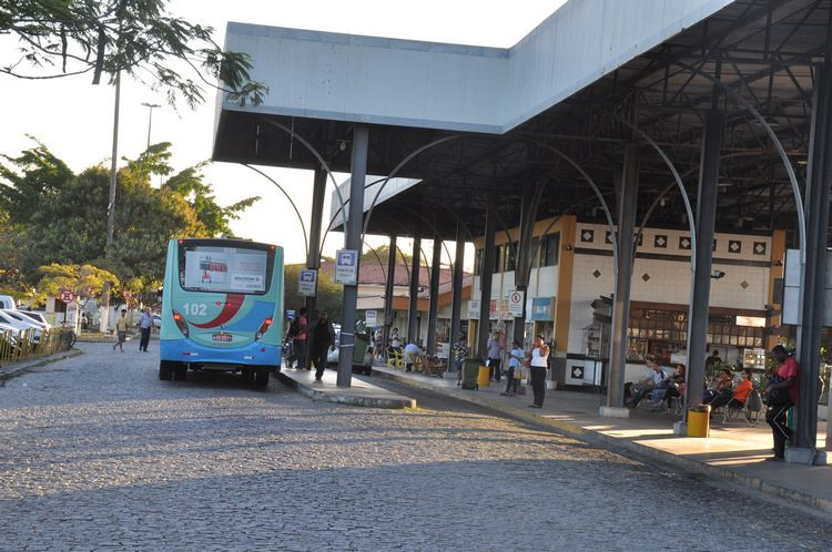 Prefeitura de Campos adia licitação para reforma do Shopping Estrada