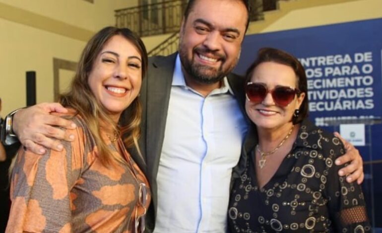 Carla Caputi participa de solenidade com Castro e agradece por parcerias