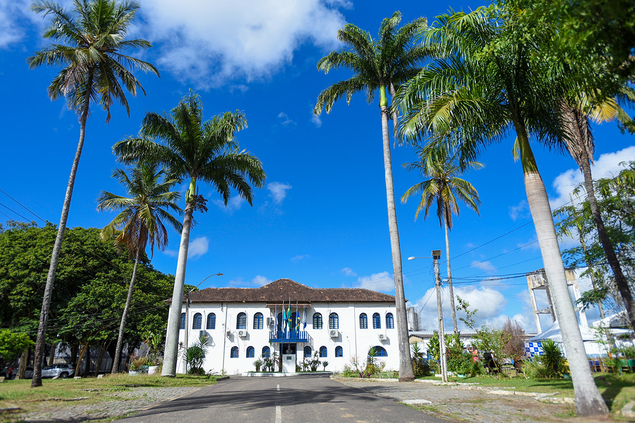 Campos abre 96 vagas para Educador Social, com salário de R$ 1.769,88