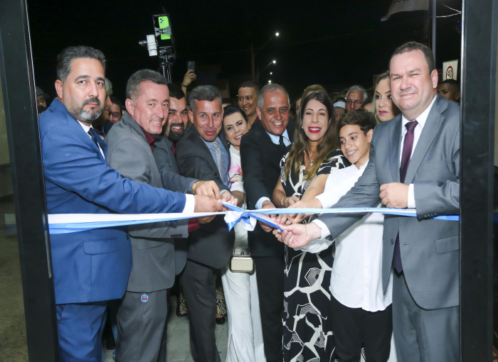 Câmara de SJB inaugura nova sede e homenageia família de Franquis Areas