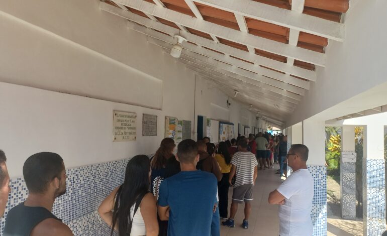 Seções cheias pela manhã para escolha de vereadores e prefeitos 