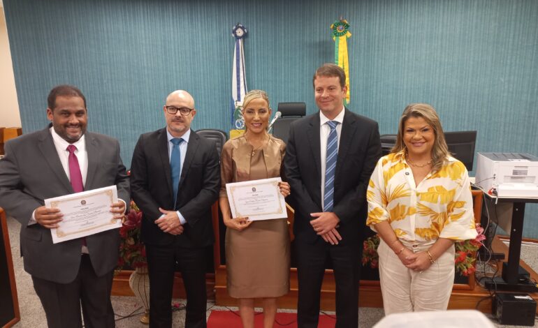 Yara Cinthia recebe diploma de prefeita de SFI