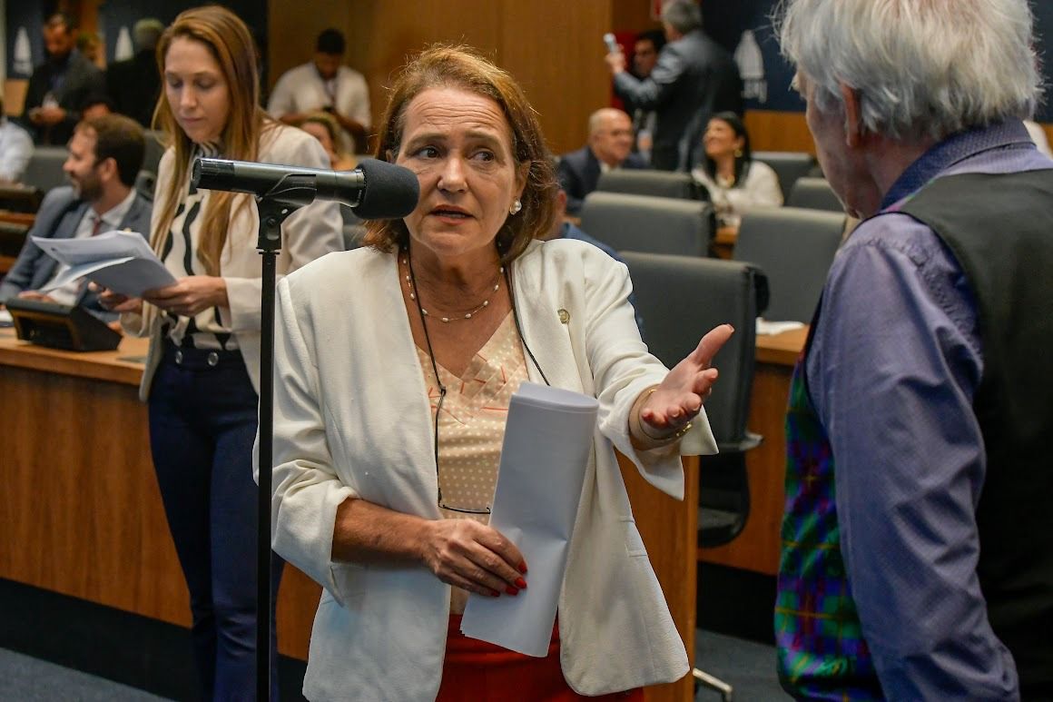 Carla Machado propõe medidas para adaptar atividades escolares em dias de calor extremo