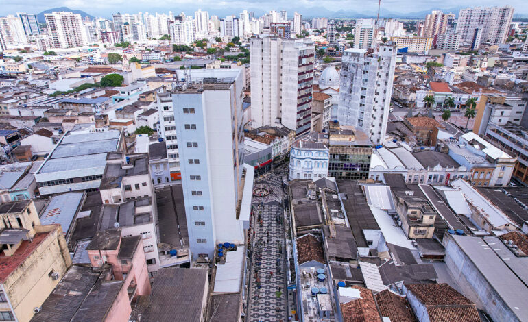 Campos lidera geração de empregos na região