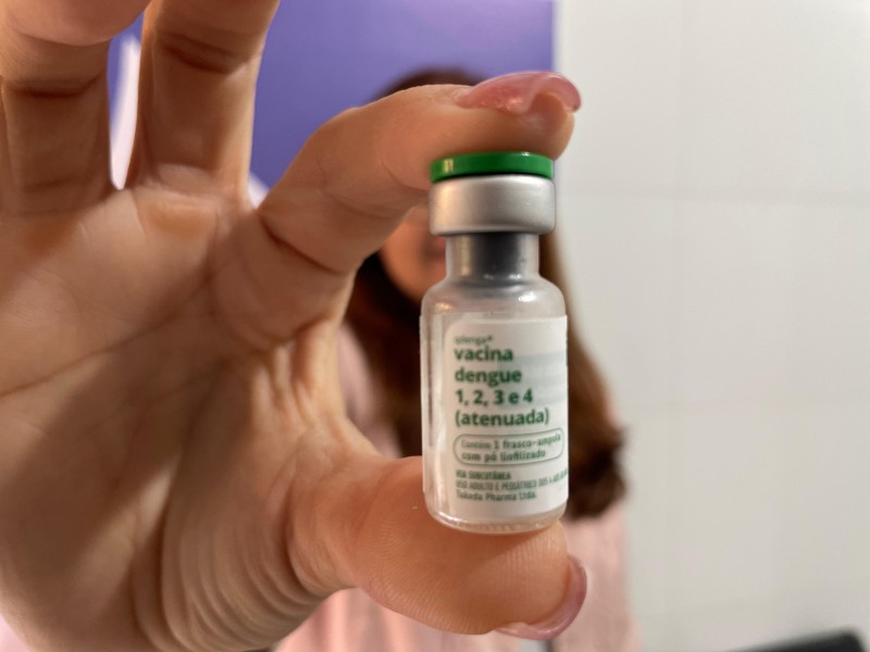 Vacinação contra a dengue começa segunda em SJB