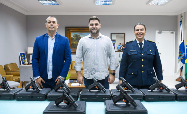Wladimir regulamenta porte de arma para a Guarda Municipal de Campos