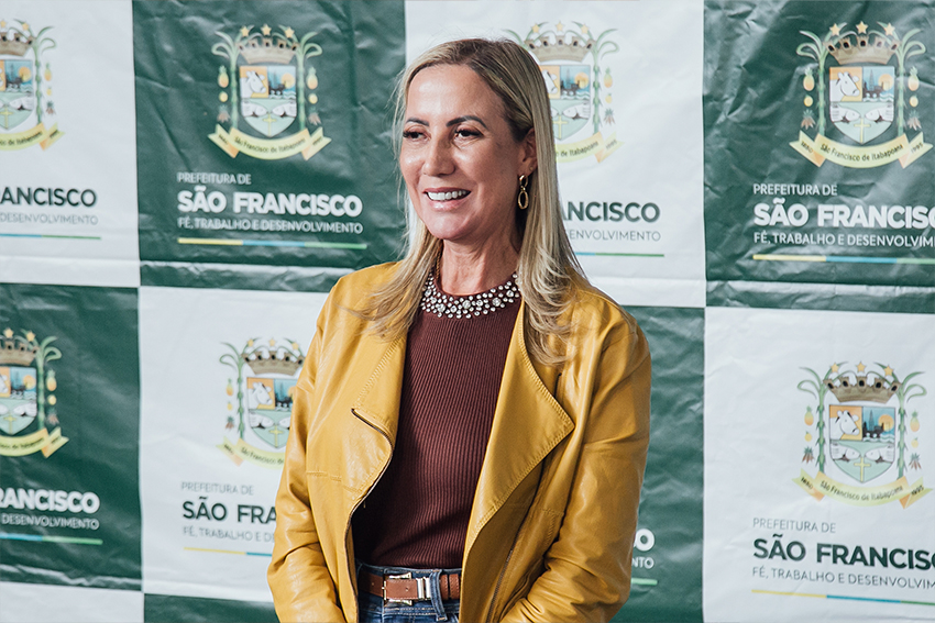 Yara Cinthia realiza troca no secretariado