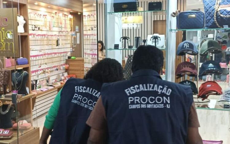 Procon orienta consumidores para compras mais seguras na Black Friday