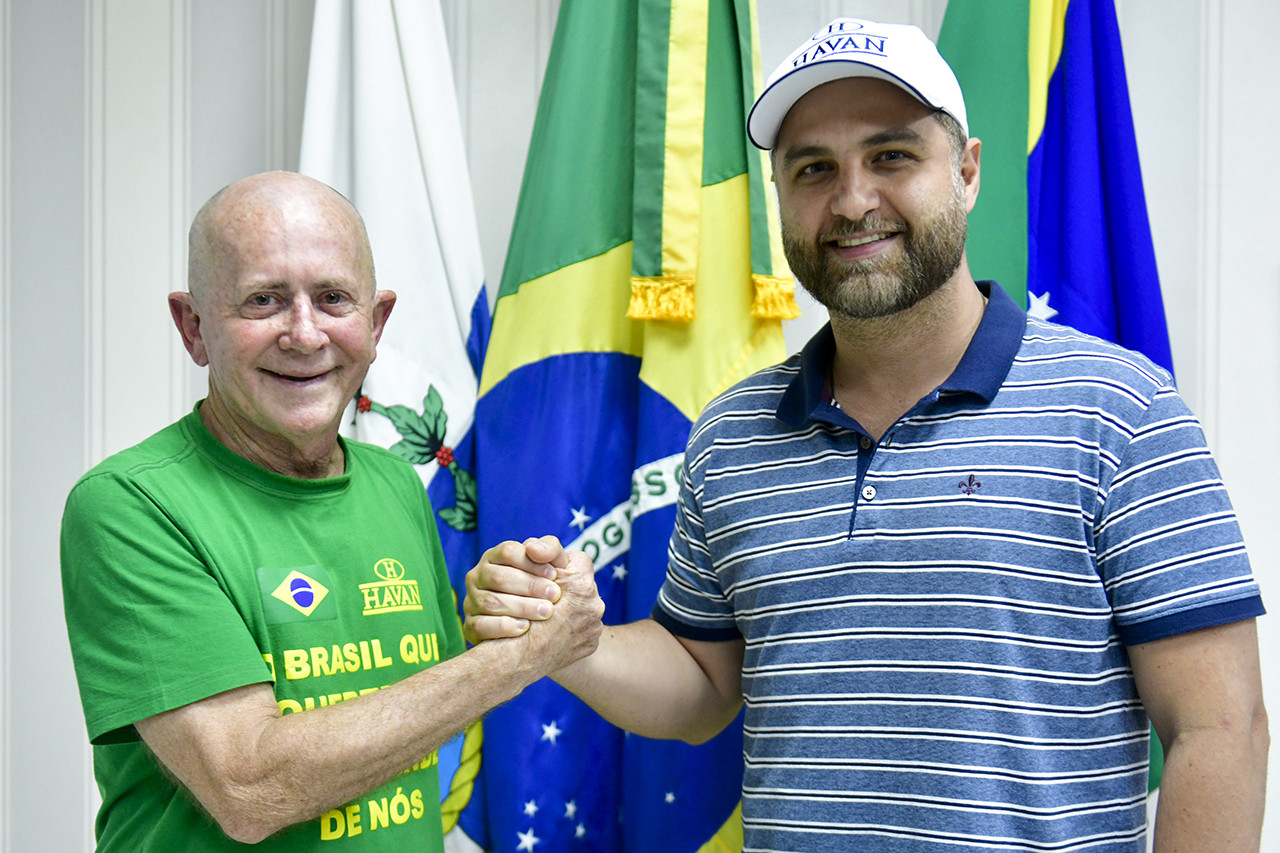 Havan retoma plano de megaloja em Campos