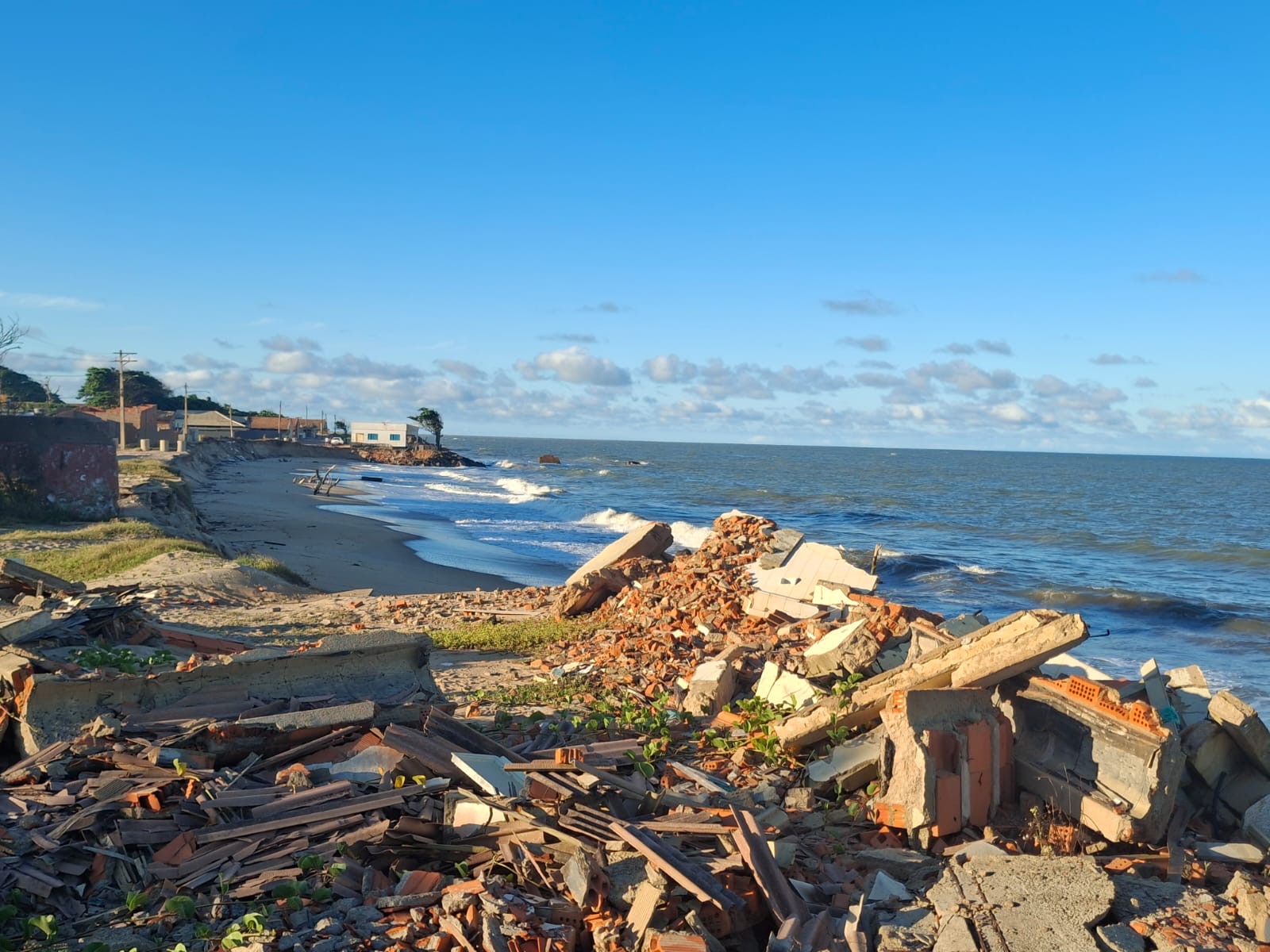 Contenção do mar em Atafona e Açu: Caruso Jr. fica em 1º lugar na licitação