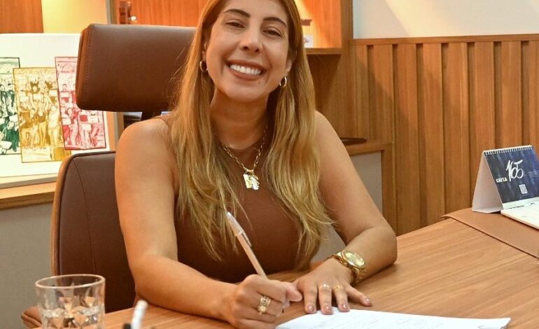 Carla Caputi vai enviar à Câmara projeto de reajuste dos servidores