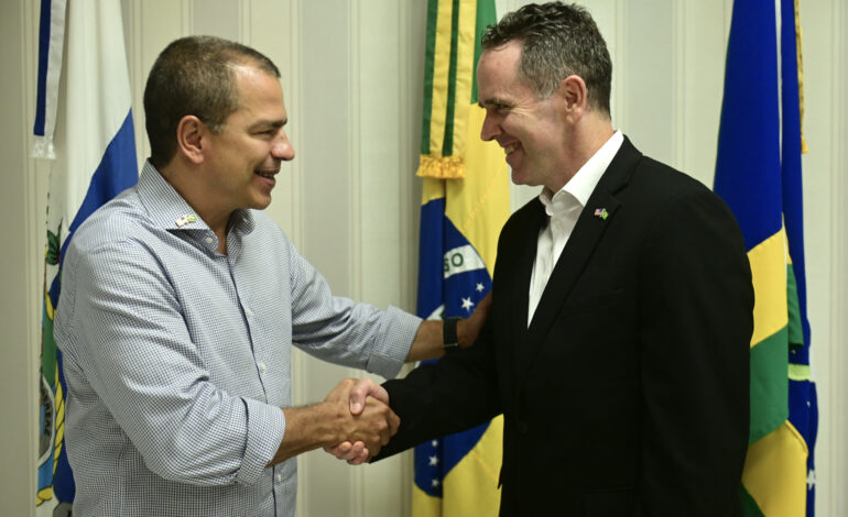 Frederico Paes recebe comitiva do Consulado dos EUA e apresenta potencial de Campos