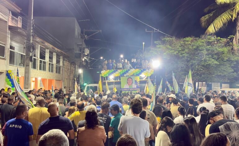 Inauguração do comitê de Carla Machado vira comício em Barcelos