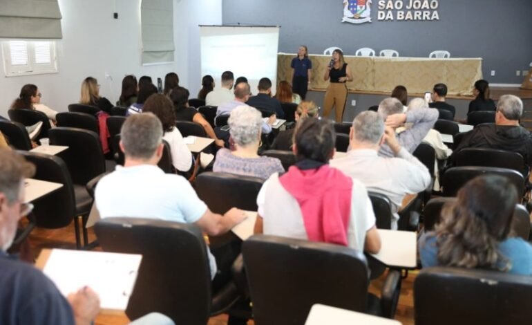 Plano de trabalho do estudo sobre a erosão costeira é apresentado em SJB
