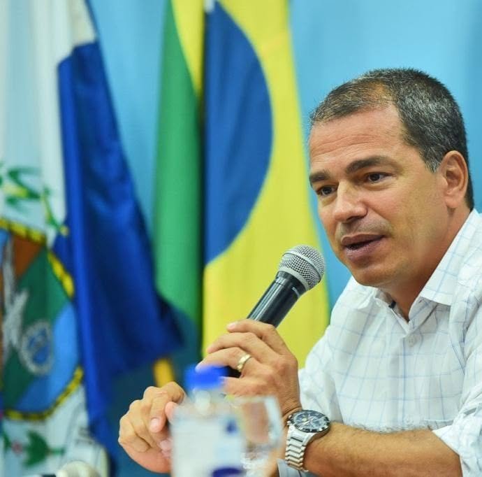 Prefeito de Campos, Frederico Paes passa por procedimento cirúrgica