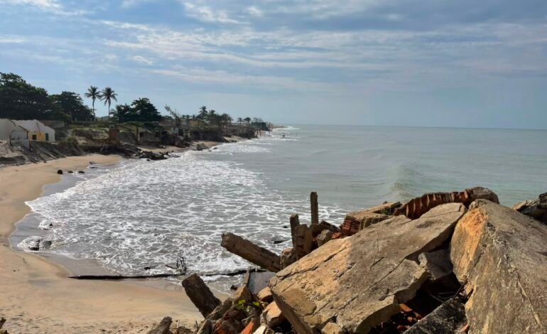 SJB inicia atividade de campo do estudo de viabilidade das ações para conter avanço do mar