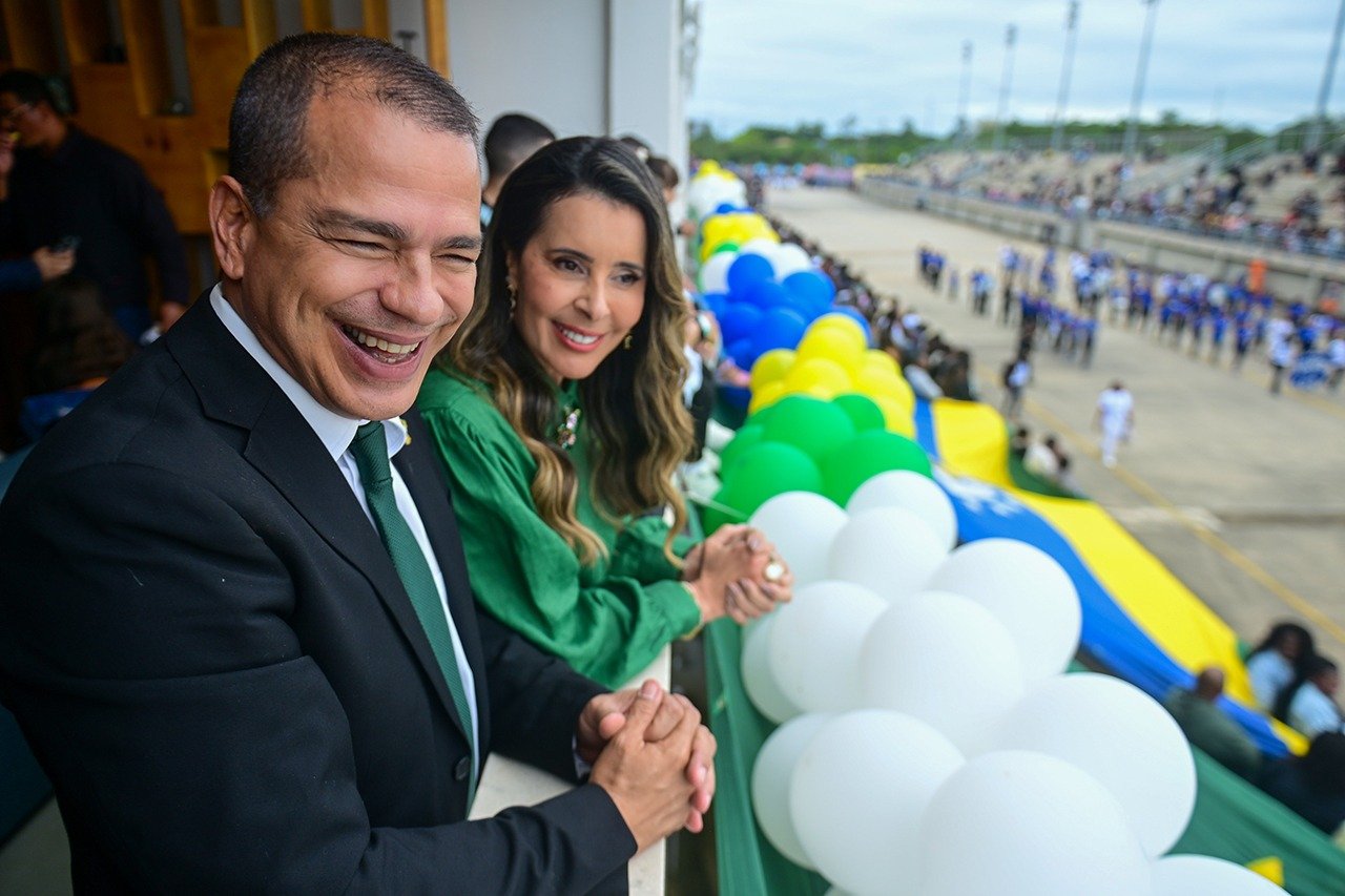 Frederico Paes participa do Desfile da Independência em Campos