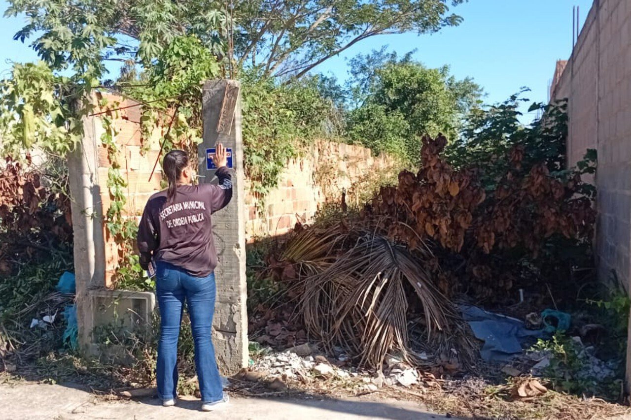 Campos reforça fiscalização de imóveis, terrenos e veículos abandonados