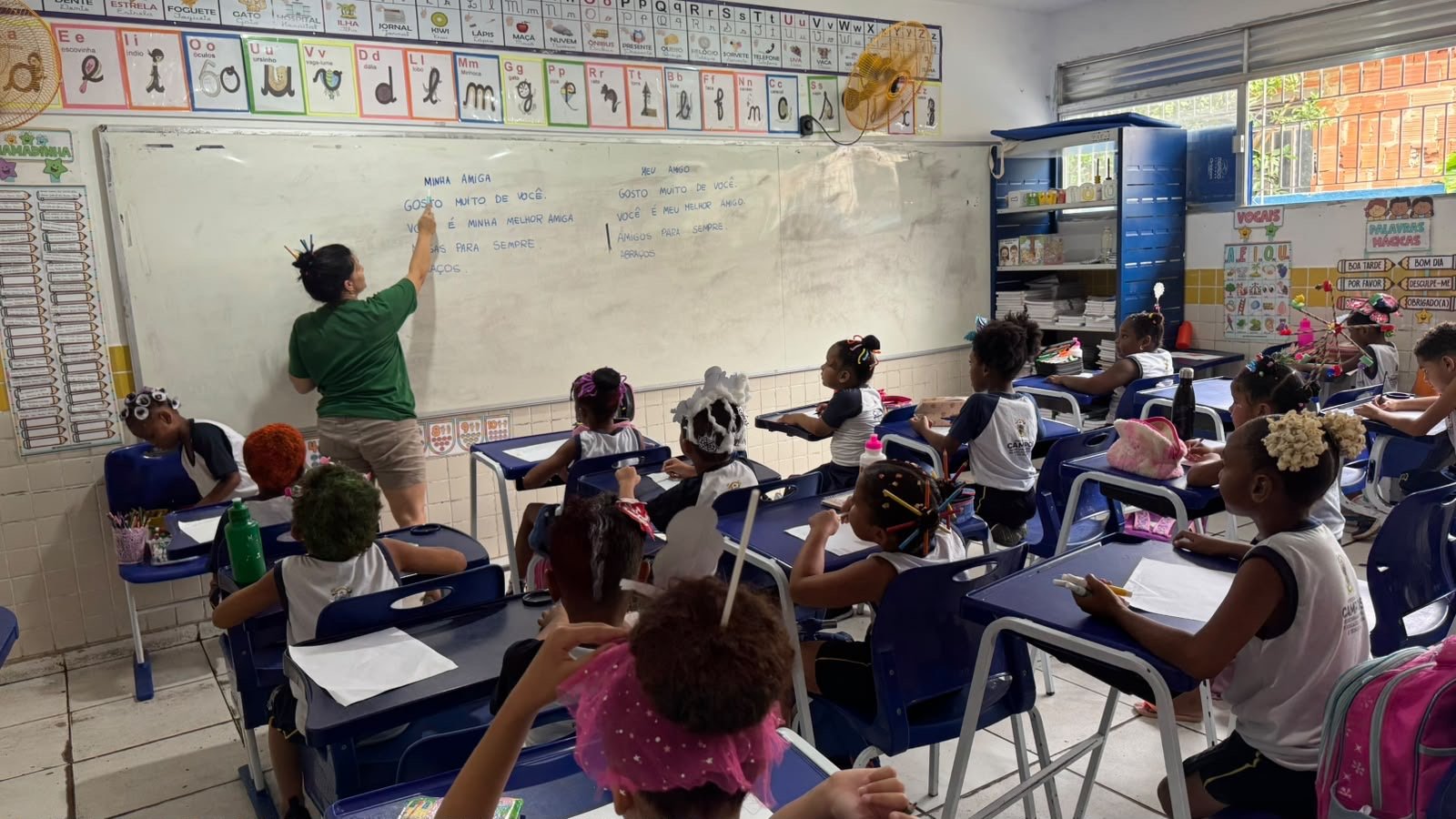 Campos atualiza regras para educação em tempo integral e prepara ampliação da oferta