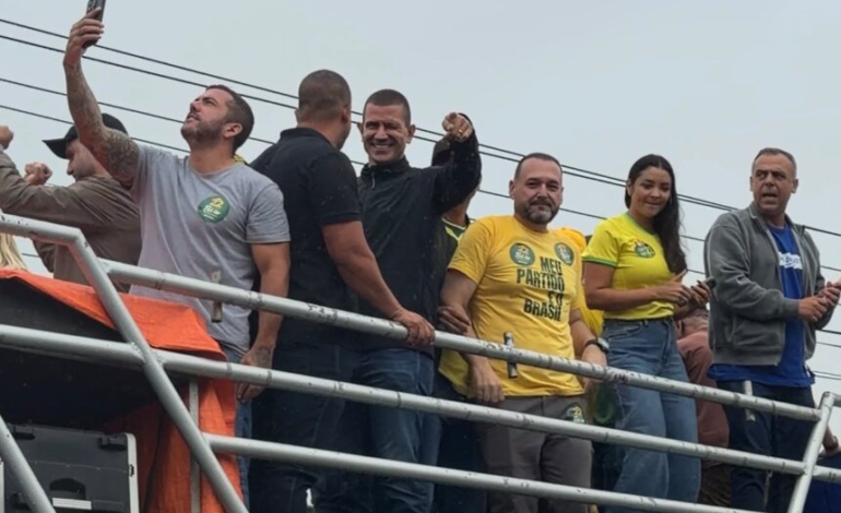 Douglas Ruas diz que começará a anunciar secretários na próxima semana