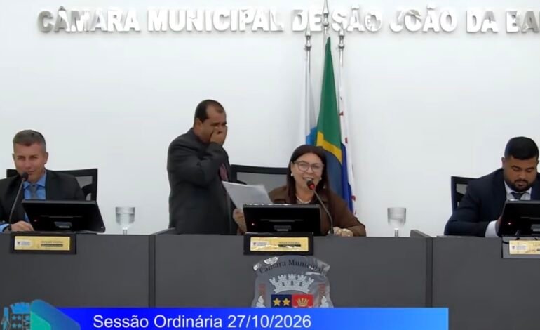 Vereador do PL fica encarregado de ler moção com elogios a Lula em SJB